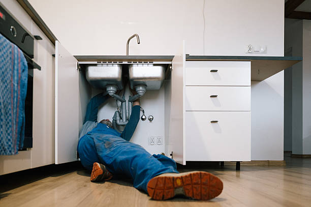 Professional Plumbing technician working in Sanders, KY
